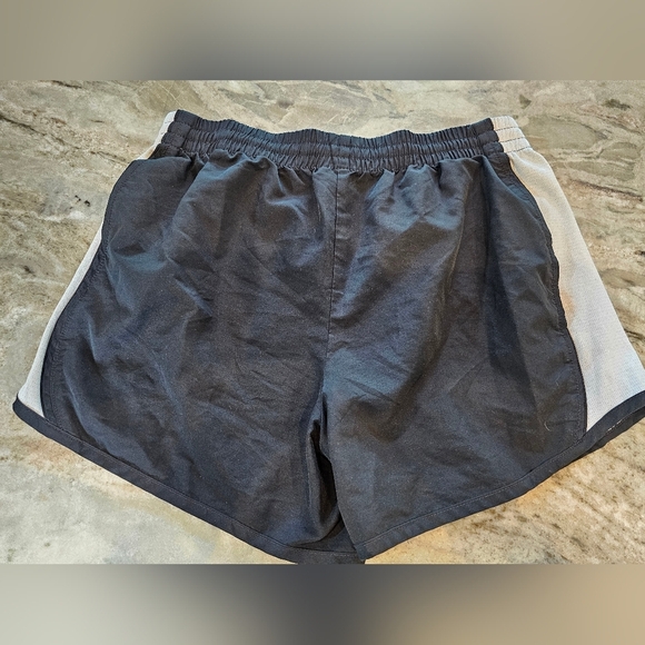 Danskin shorts Black And White Tie Waist Small - Picture 7 of 9